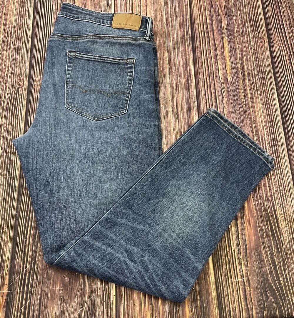 American Eagle Athletic Slim Airflex+ Jeans Mens Size 36x34 (Actual 38x32)